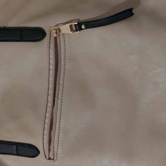 Lula purse, like new condition - Picture 3 of 11